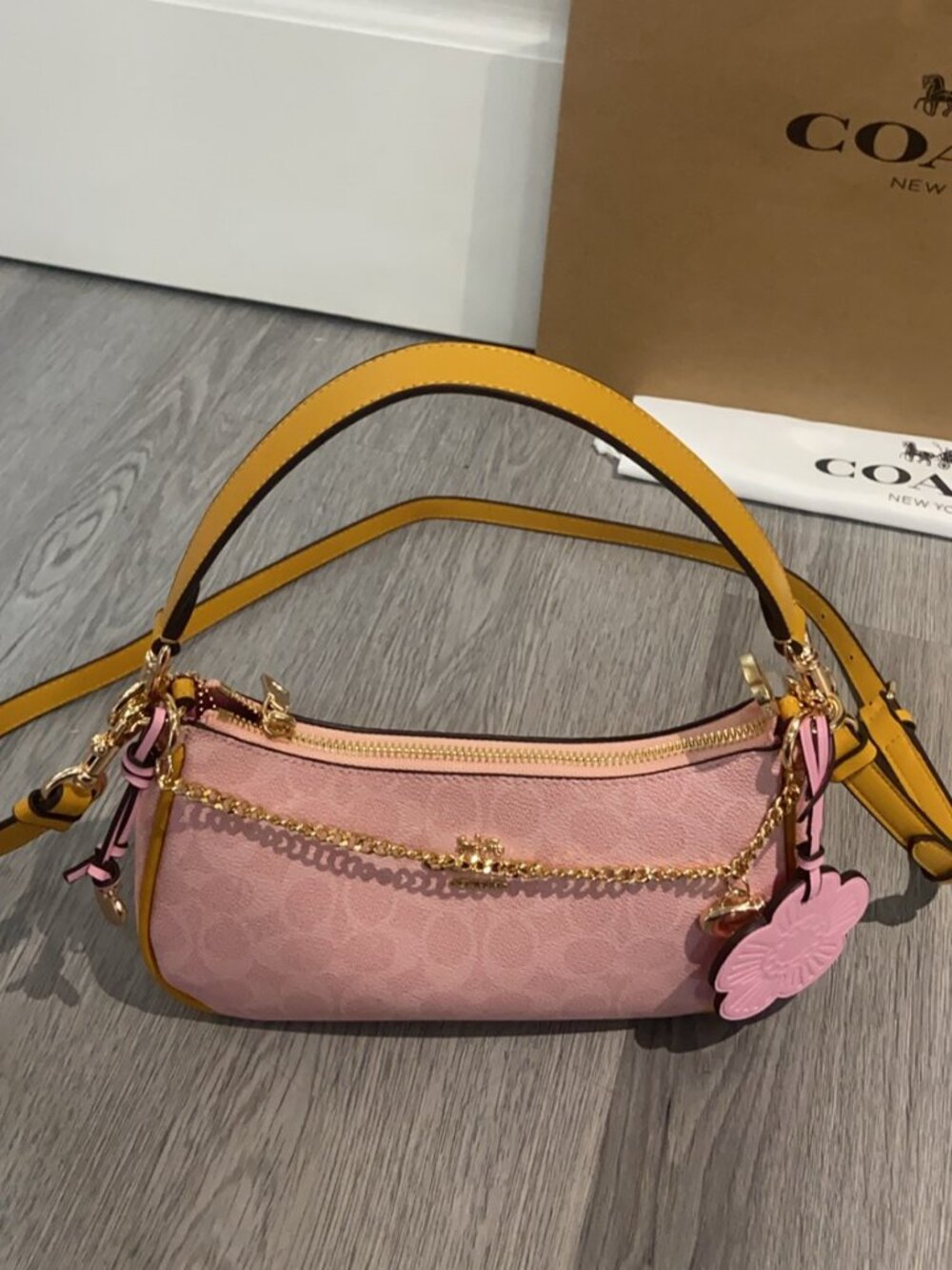 Teri Shoulder Bag In Signature Canvas With Charms - Picture 3 of 8